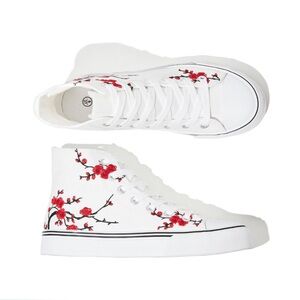 NWOT. Size 5.5. White canvas high tops with plum blossom embroidery